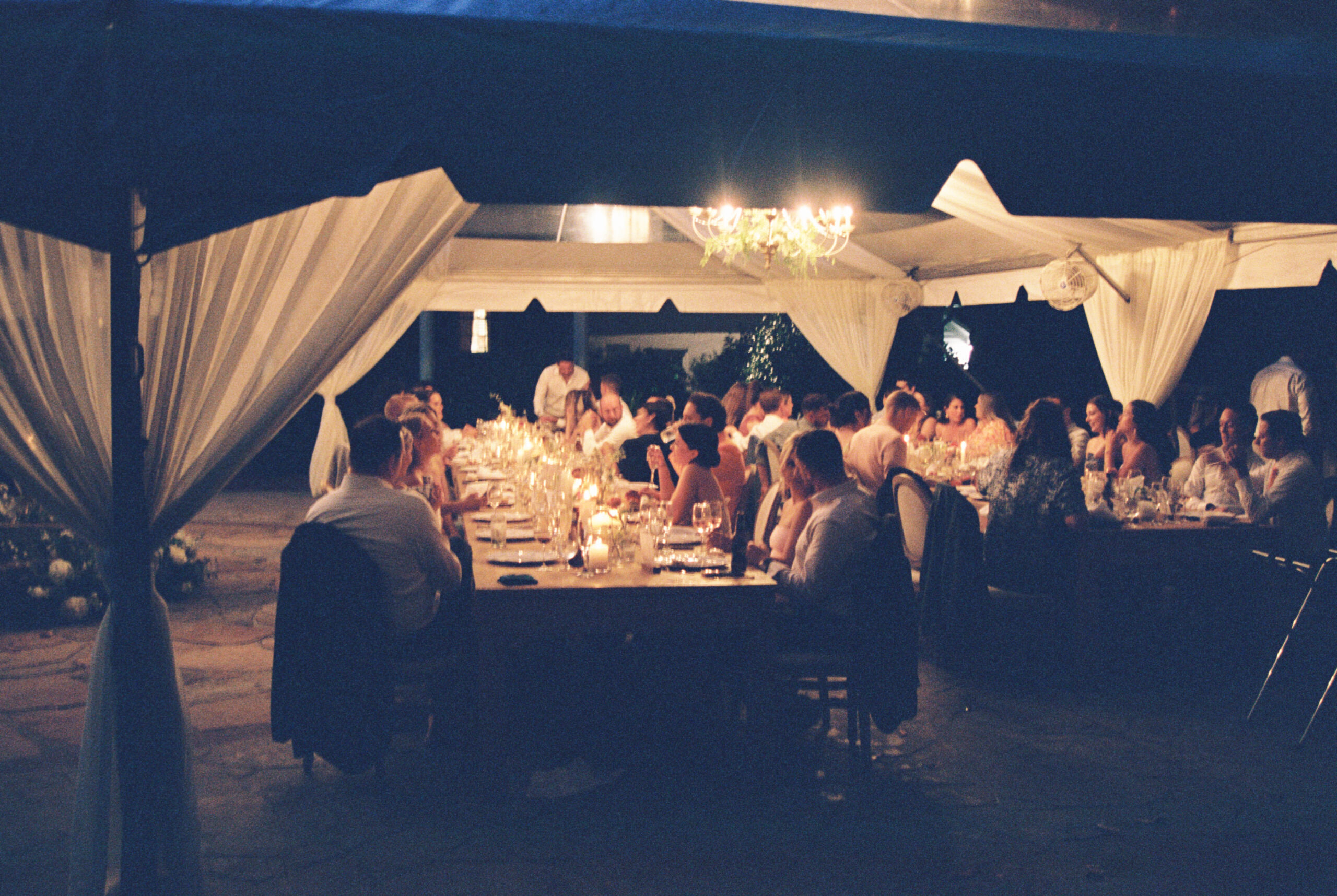 A look into one of the Charleston wedding venues during an outdoor reception